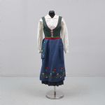 1332 7416 FOLK COSTUME